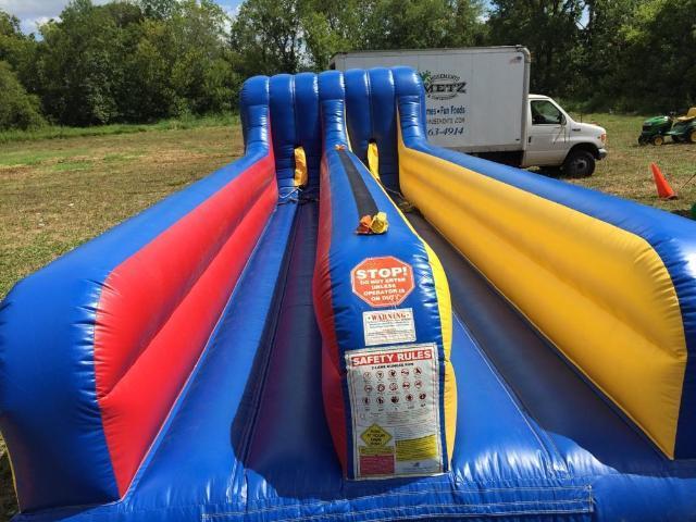 Dual Lane Bungee Run Bounce House Dual Lane Bungee Run Bounce House